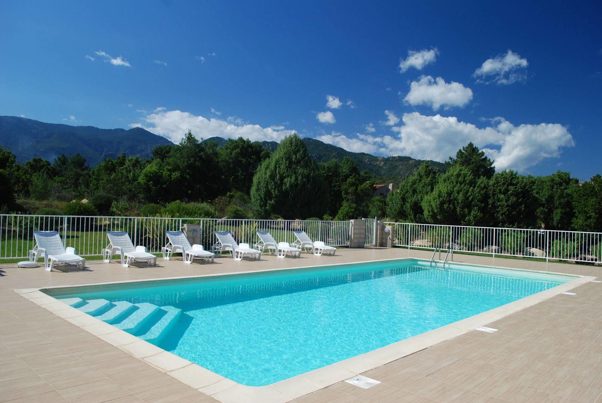 Residence Riviera Porto-Vecchio  Eksteriør bilde